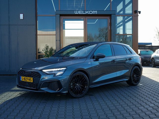 Audi A3 Sportback 35 TFSI S edition| 3X S-Line | Led | Cruise | Black Edition