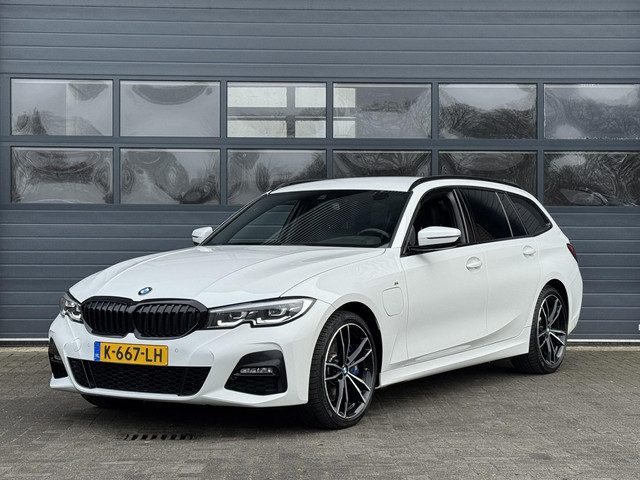 BMW 3 Serie touring 330e M-SPORT