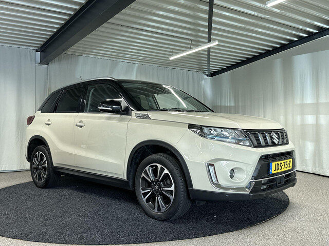 Suzuki Vitara 1.4 Boosterjet Style Smart Hybrid