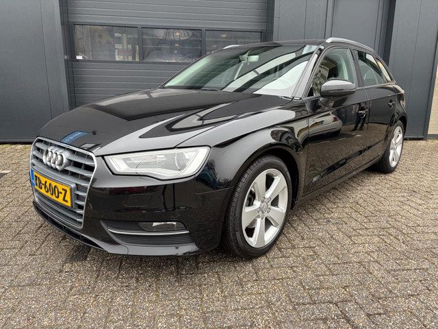 Audi A3 Sportback 1.4 TFSI Ambition Pro Line S, Schuifdak, PDC, Cruise, Stoelverw. Navi