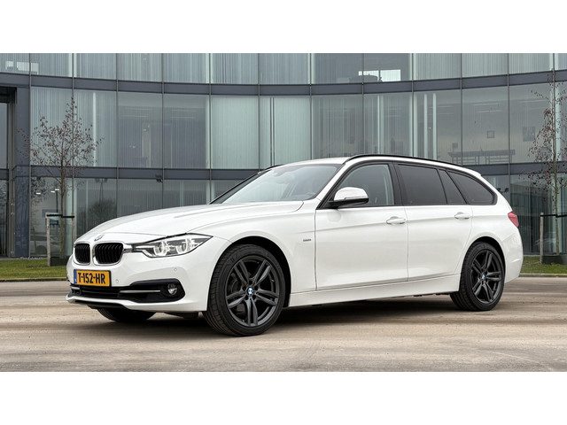 BMW 3 Serie touring 320i xDrive High Executive