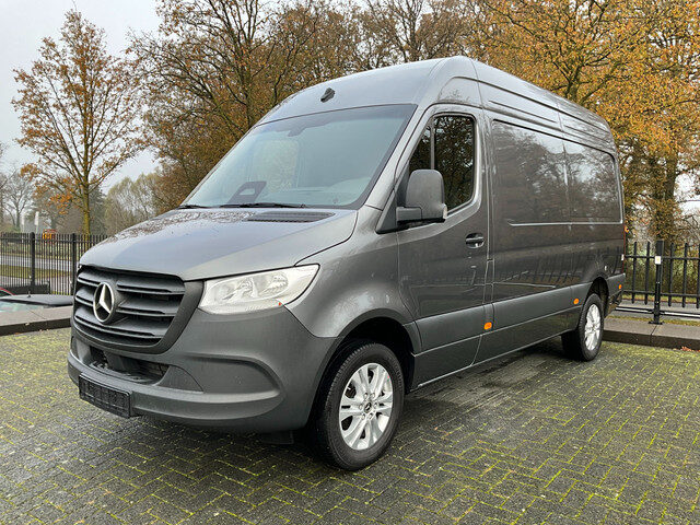 Mercedes-Benz Sprinter 317 CDI L2H2 3,5t AK | PRO | Cruise | Camera | 3p | Stoelverw.| MBUX