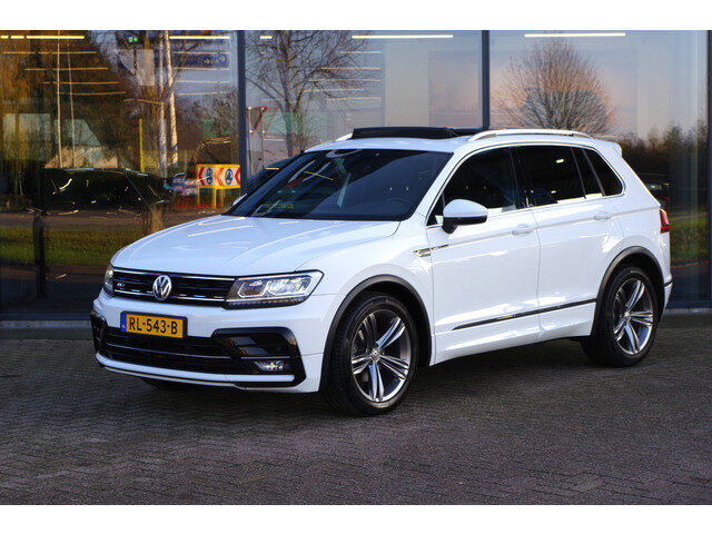 Volkswagen Tiguan 1.4 TSI R-Line Comfortline, Panoramadak, Digitale Cockpit, LED, Stoelverwarming,