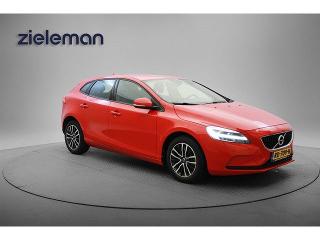 Volvo V40 1.5 T2 Nordic + Automaat - Stoelverw. Navi, Clima, Half Leer, Trekhaak