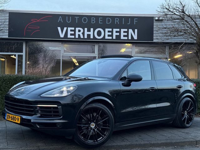 Porsche Cayenne 3.0 - PANORAMADAK - PARK CAMERA - VOLLEDIG ONDERHOUD AANWEZIG !