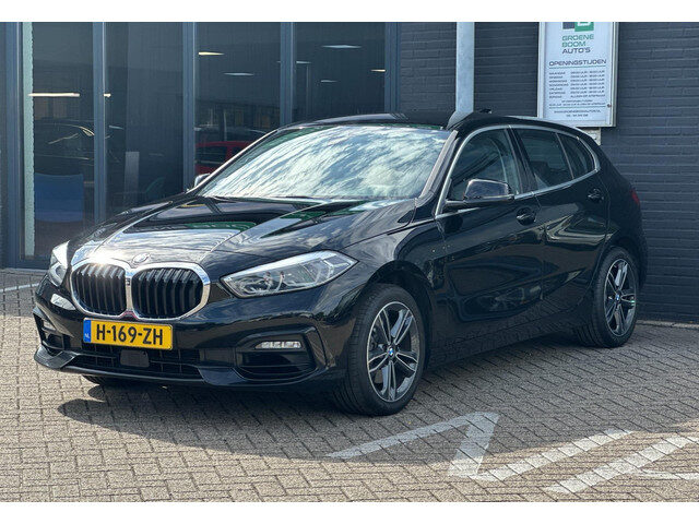 BMW 1 Serie 118i Executive Edition/1STE EIG/NAVI/CARPLAY/LED/NL AUTO NAP!!