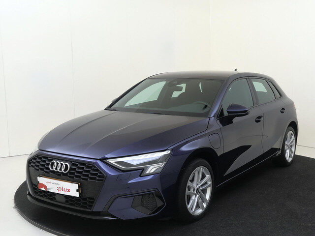 Audi A3 Sportback 40 TFSI e Business edition