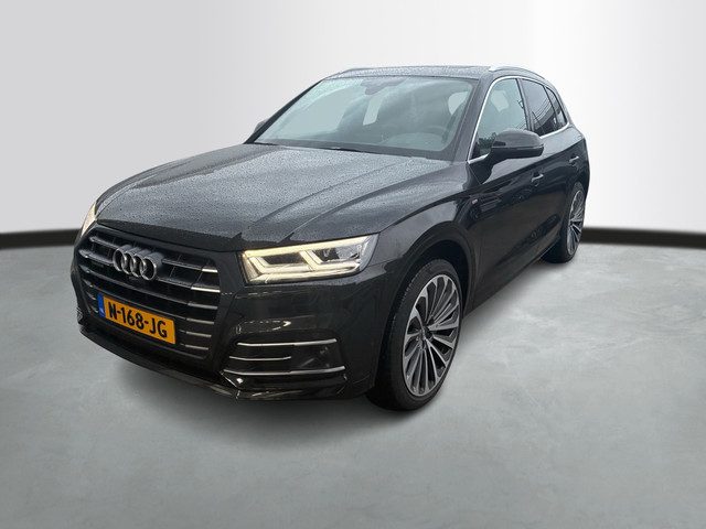 Audi Q5 55 TFSI e Quattro Competition / 05-2026 VERWACHT / B&O / Head-Up Display / Pano