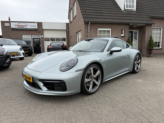 Porsche 911 3.0 Carrera 4S