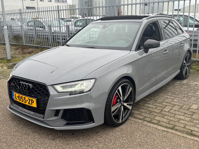 Audi RS3 Sportback 2.5 TFSI quattro 400PK Pano B&O Matrix 19inch