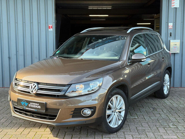 Volkswagen Tiguan 1.4 TSI LIFE Sport&Style Navi | Panormadak