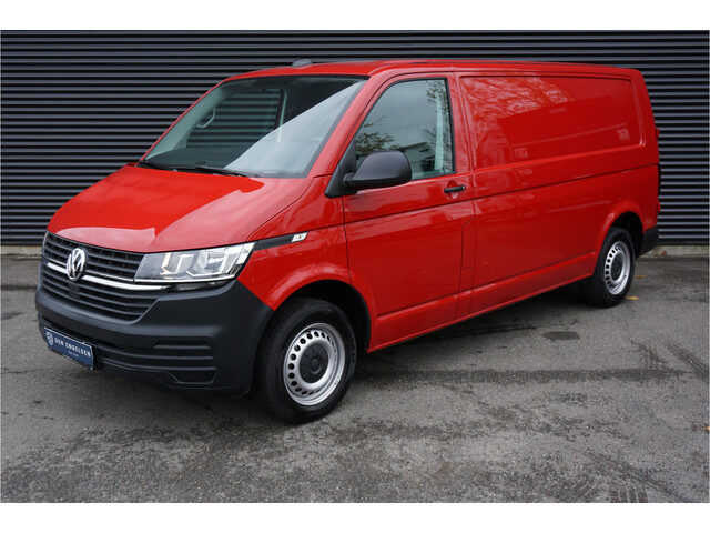 Volkswagen Transporter 150PK Automaat L2H1 Apple Carplay Camera Cruise PDC Standkachel Stoelverwarmi