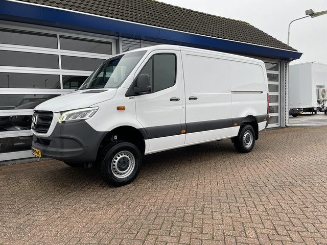 Mercedes-Benz Sprinter 319 1.9 CDI L2H1 RWD 4x4 ONGEBRUKT