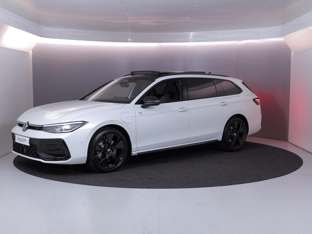 Volkswagen Passat Variant 1.5 eHybrid R-Line Edition