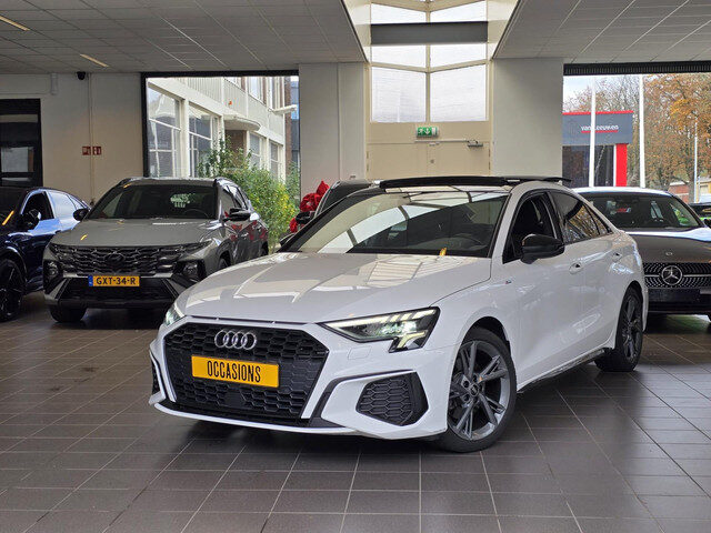 Audi A3 Limousine 35 TFSI 3*S-line Sedan Full Pano/Rs Seats/Top auto!