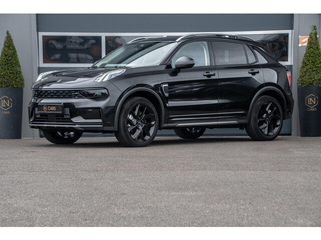 Lynk&Co 01 1.5 | Leder |Pano | Black |