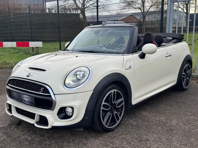MINI Cooper S Cabrio Mini 2.0 Chili Serious Business LED 18inch
