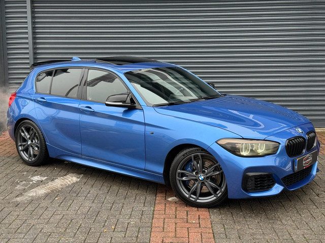 BMW 1 Serie M140i High Executive Dak | Rwd | Alcantara | Target Blue eye