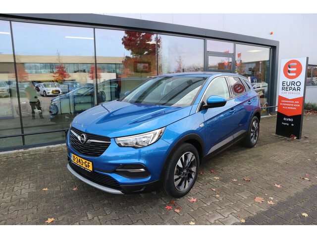 Opel Grandland X 1.2 Turbo Business Executive NAVI KEYLESS CLIMA PDC V+A LMV