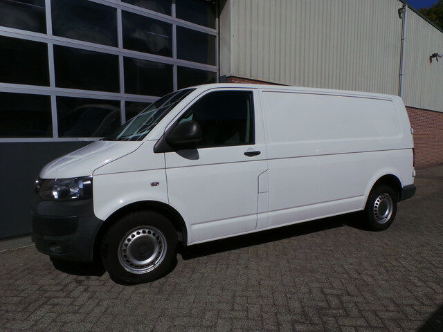 Volkswagen Transporter 2.0 TDI L2H1 140pk DSG
