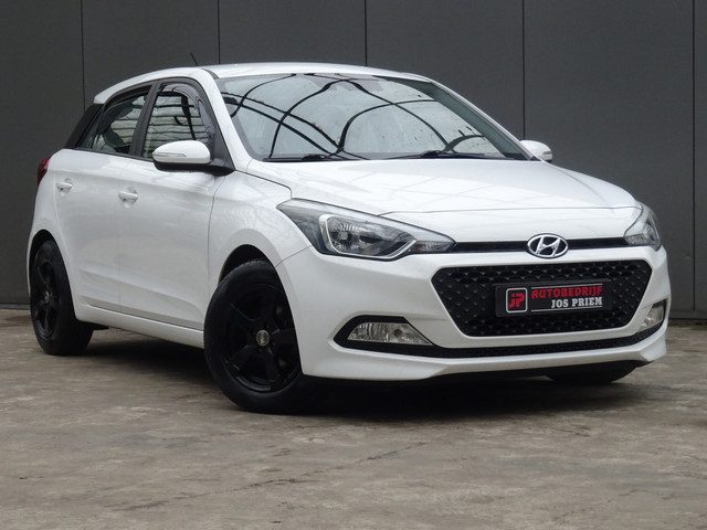 Hyundai i20 1.4i i-Motion