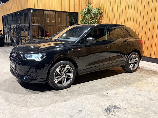 Audi Q3 45 TFSI e S edition