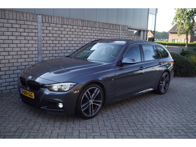 BMW 3 Serie touring 318i M Sport Corporate Lease Autom Leder Panodak Navi Clima 2x PDC LMV NL Auto.