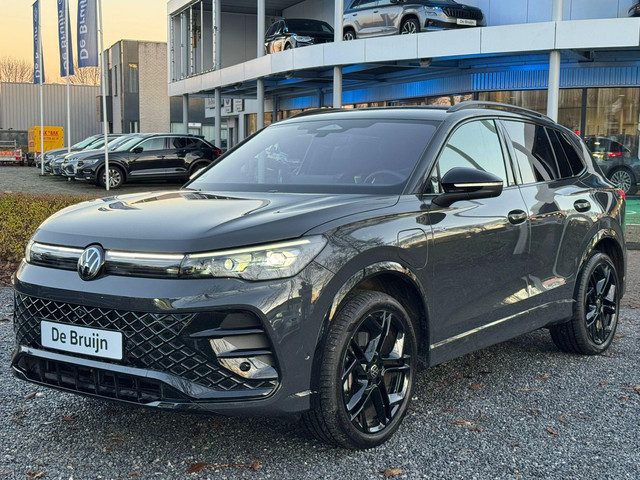 Volkswagen Tiguan 1.5 E-Hybrid DSG R-Line Blackstyle