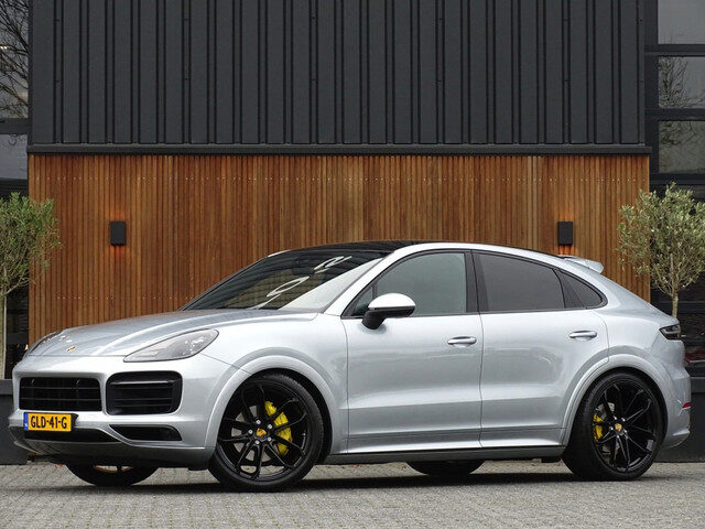Porsche Cayenne Coupé 3.0 341PK / Sport Design / 22'' / BOSE / LED