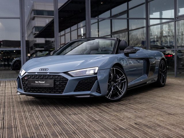 Audi R8 5.2 FSI performance S tron. quat. Spyder