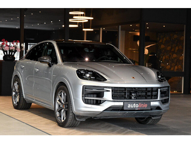 Porsche Cayenne Coupé 3.0 E-Hybrid. GT Pakket. Carbon, Leder, Softcl, Luchtv, BTW, ACC, 360, 18 Weg,