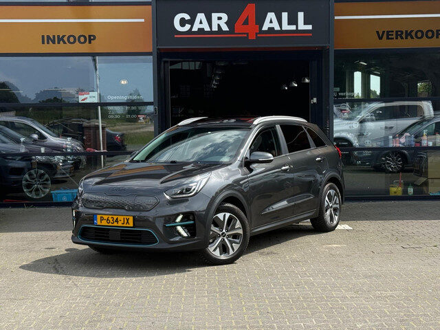 Kia e-Niro ExecutiveLine 64 kWh LEDER/MEMORY/ACC/LANE/STLVRM EN STLVRKOELING GARANTIE TOT 2029