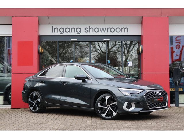 Audi A3 Limousine 30 TFSI Business edition