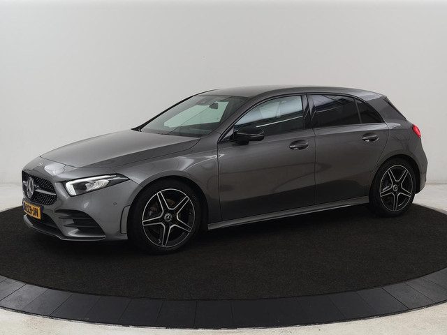 Mercedes-Benz A-Klasse 180 AMG | Stoelverwarming | Leder/Alcantara |