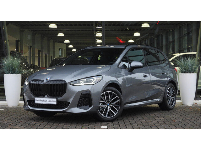 BMW 2 Serie Active Tourer 225e xDrive High Executive M Sport Automaat