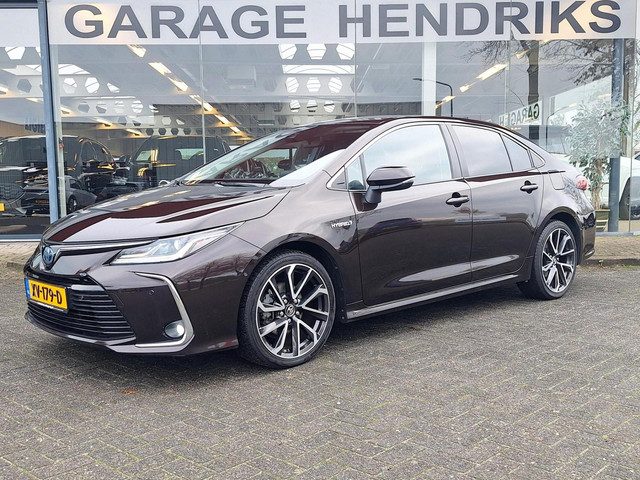 Toyota Corolla 1.8 Hybrid Executive Sedan | Trekhaak | Blindspot