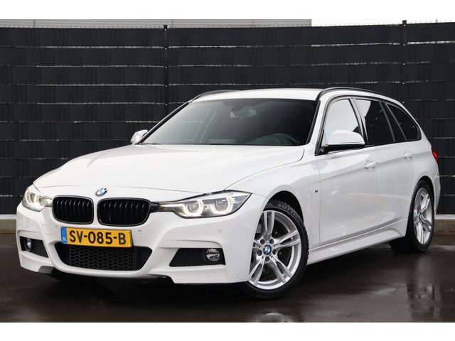 BMW 3 Serie touring 330i Edition Sport Line Shadow Executive | Leder | Stoel-/Stuurverwarming | Elek