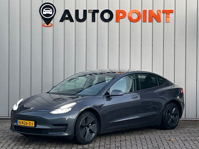 Tesla Model 3 Standard RWD+ 60kWh 1E EIG DEALEROND SOH90%|AUTOPILOT|WARMTEPOMP|APPLECAR|LEER|STOELVR