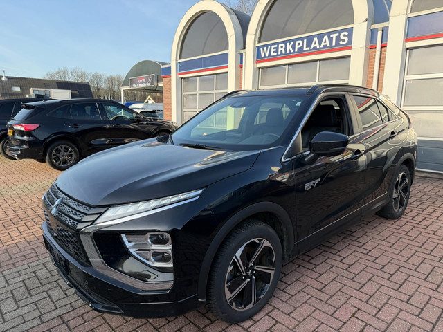 Mitsubishi Eclipse Cross 2.4 PHEV Instyle I Side-Assist I 360° I Leder I Carplay