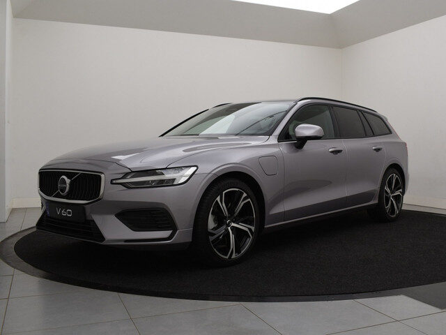 Volvo V60 T6 PLUG-IN HYBRID ESSENTIAL EDITION *NIEUW OP VOORRAAD*