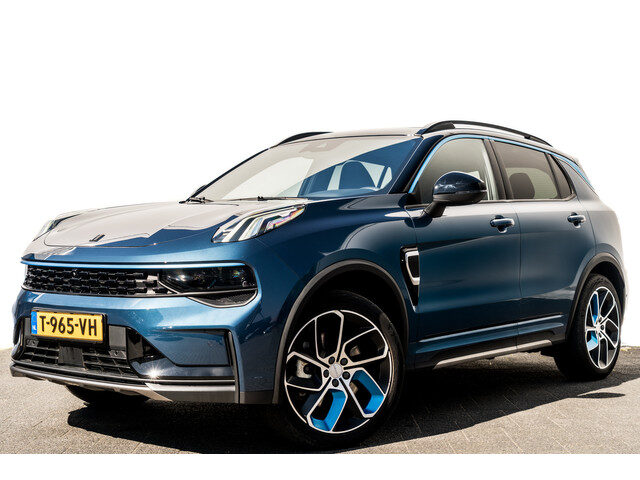Lynk&Co 01 1.5 Plug-in Hybrid 262 Pk I Modeljaar 2023 I Zwarte hemel I Panoramadak I 75 km Elektrisc