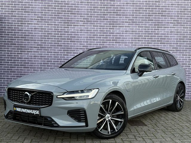 Volvo V60 2.0 T6 Plug-in hybrid AWD Plus Dark