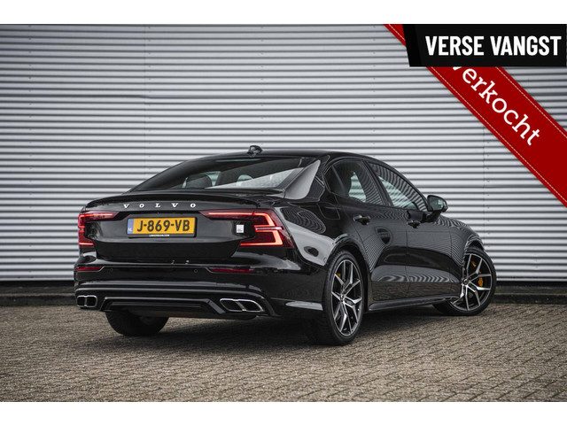 Volvo S60 2.0 T8 AWD Polestar Engineered | Schuifdak | B&W | Trekhaak | NL auto |
