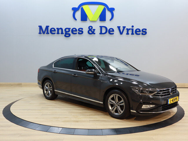 Volkswagen Passat 1.5 TSI R-Line Business +