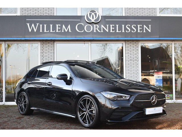 Mercedes-Benz CLA Shooting Brake 180 AMG Sfeer Pano HUD Elc. Stoelen 360 Camera