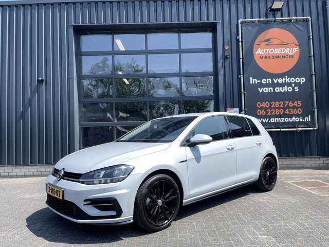Volkswagen Golf 1.5 TSI Highline R-Line NAVIGATIE|BLUETOOTH|PARKEERSENSOREN|STOELVERWARMING|R-Line P
