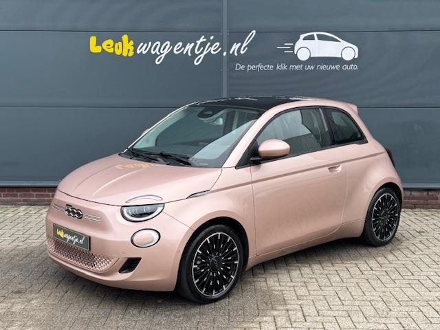 Fiat 500e 3+1 Icon 42 kWh *panorama *magic eye *camera *17”