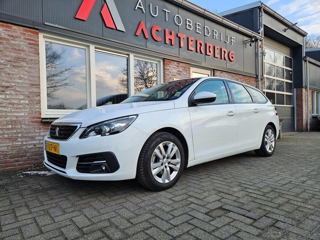 Peugeot 308 SW 1.2 PureTech Active Pack Trekhaak! Carplay! Navigatie! Airco! Cruise Control! Nette A