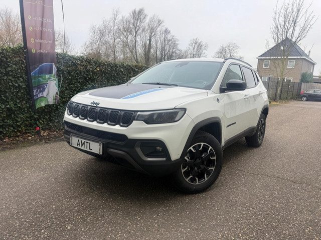 Jeep Compass Trailhawk Plug-In Hybrid 4WD