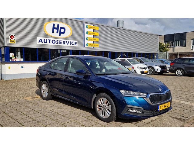 Škoda Octavia 1.0 e-TSI Business Edition